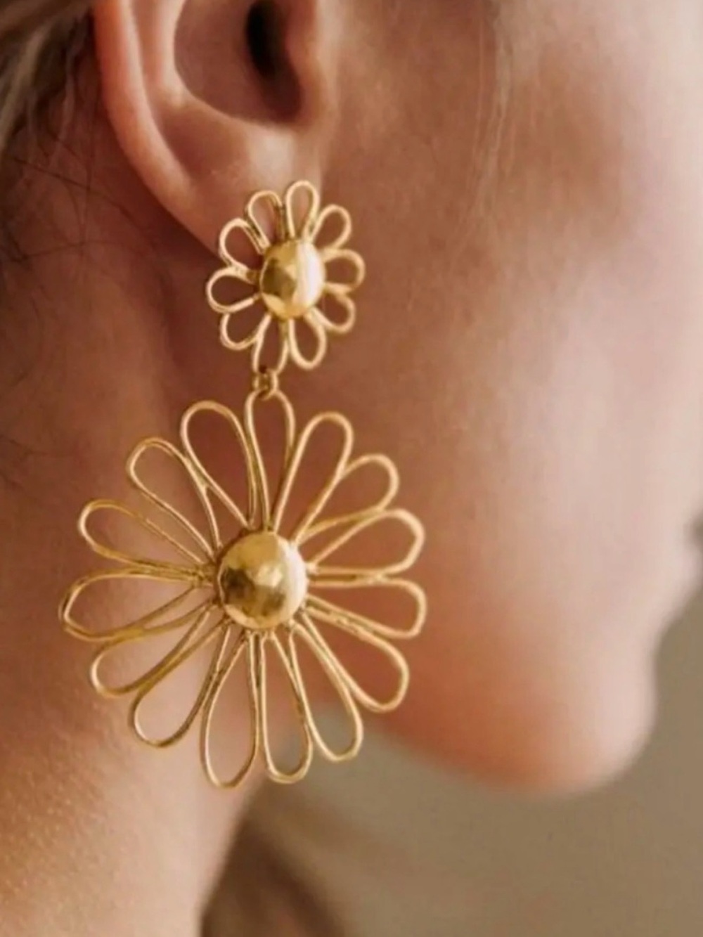 Sezane Millie Floral Hoop Earrings